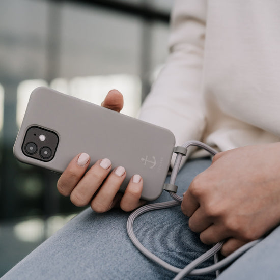 Smart Case TAUPEGRAU | Kordel GRAU