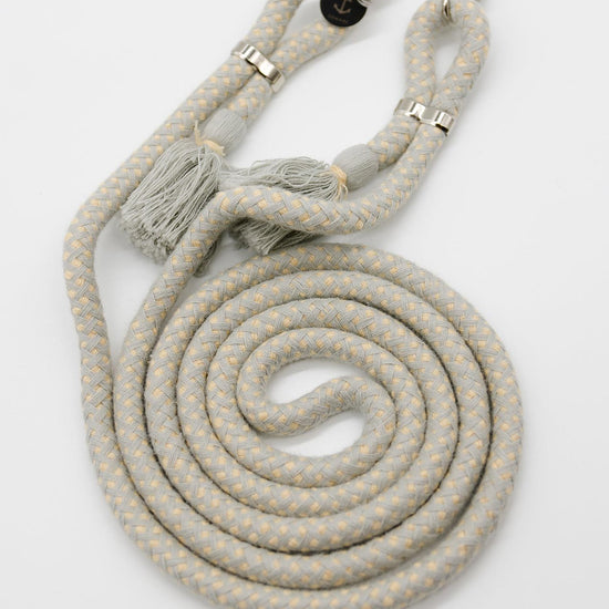 Handyhülle, Handykette, Handyhülle mit Kette, Kordel, grau, DEMARE